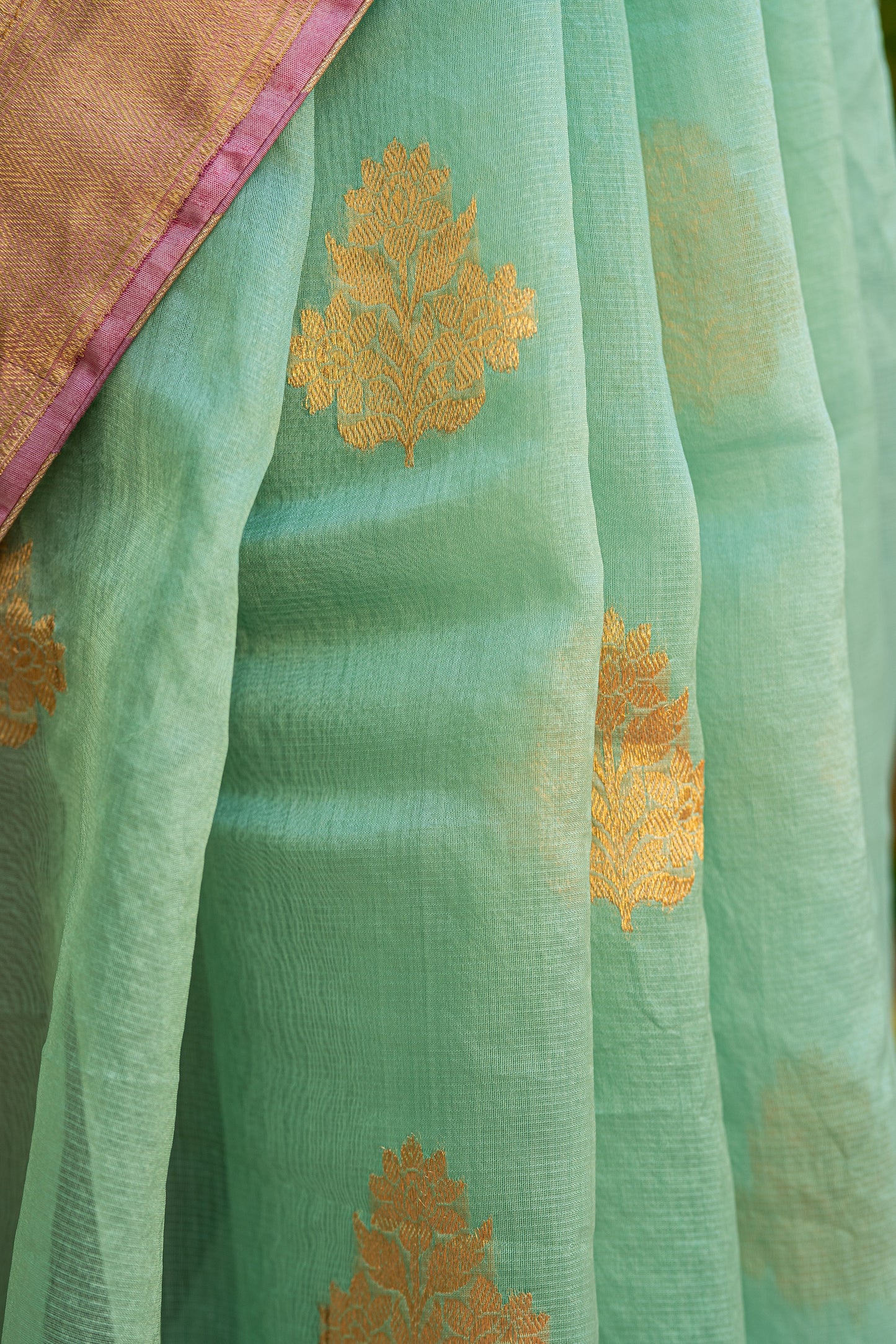 Banarasi Organza Saree Set