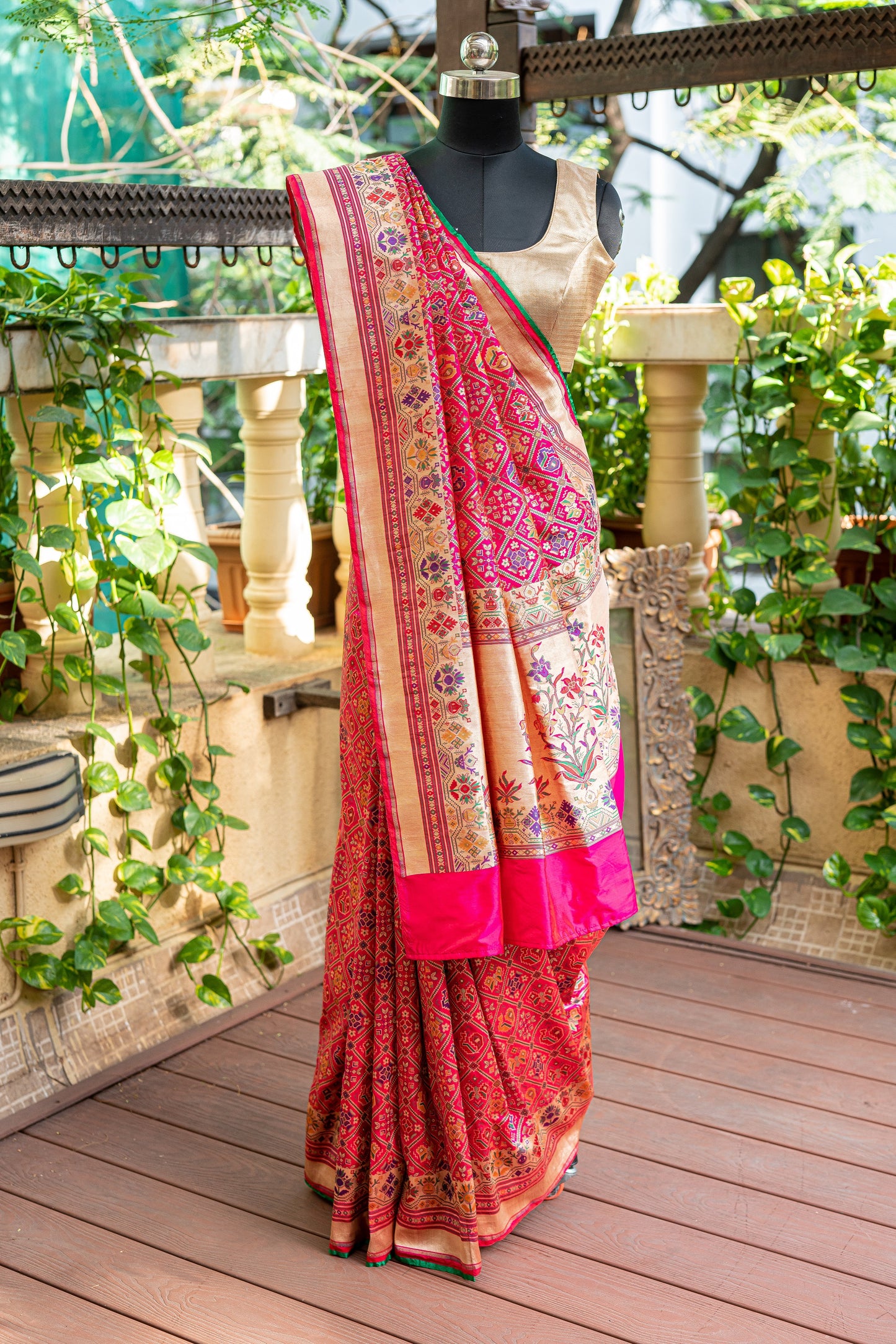 Banarasi Patola Saree Set