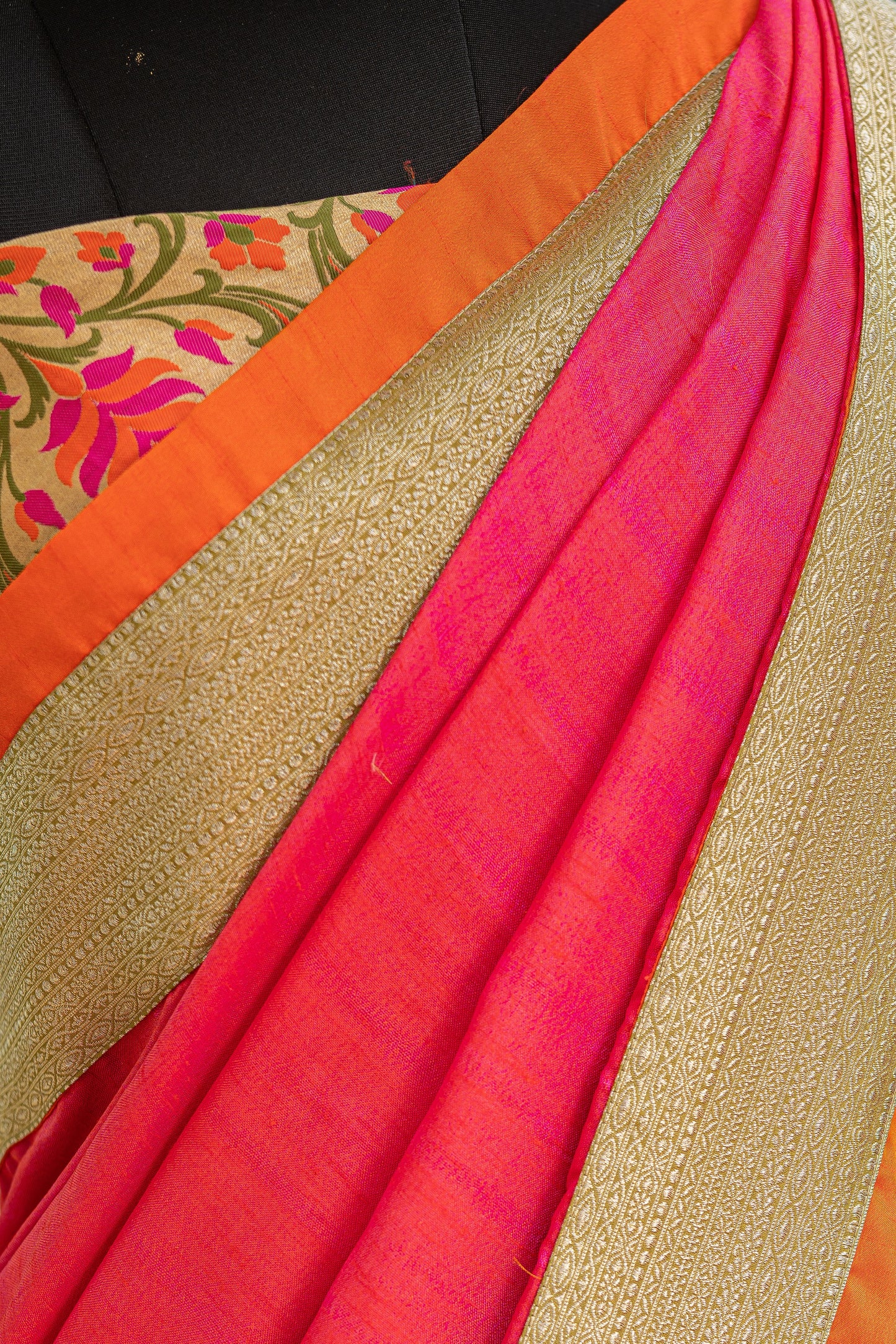 Banarasi Raw Sik Saree Set