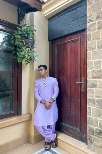 1_c8f41f3f-9bd6-431f-b32f-85f4813a4423